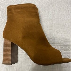 Charlotte Russe Tan Suede Peep-Toe Booties light Brown Size 9